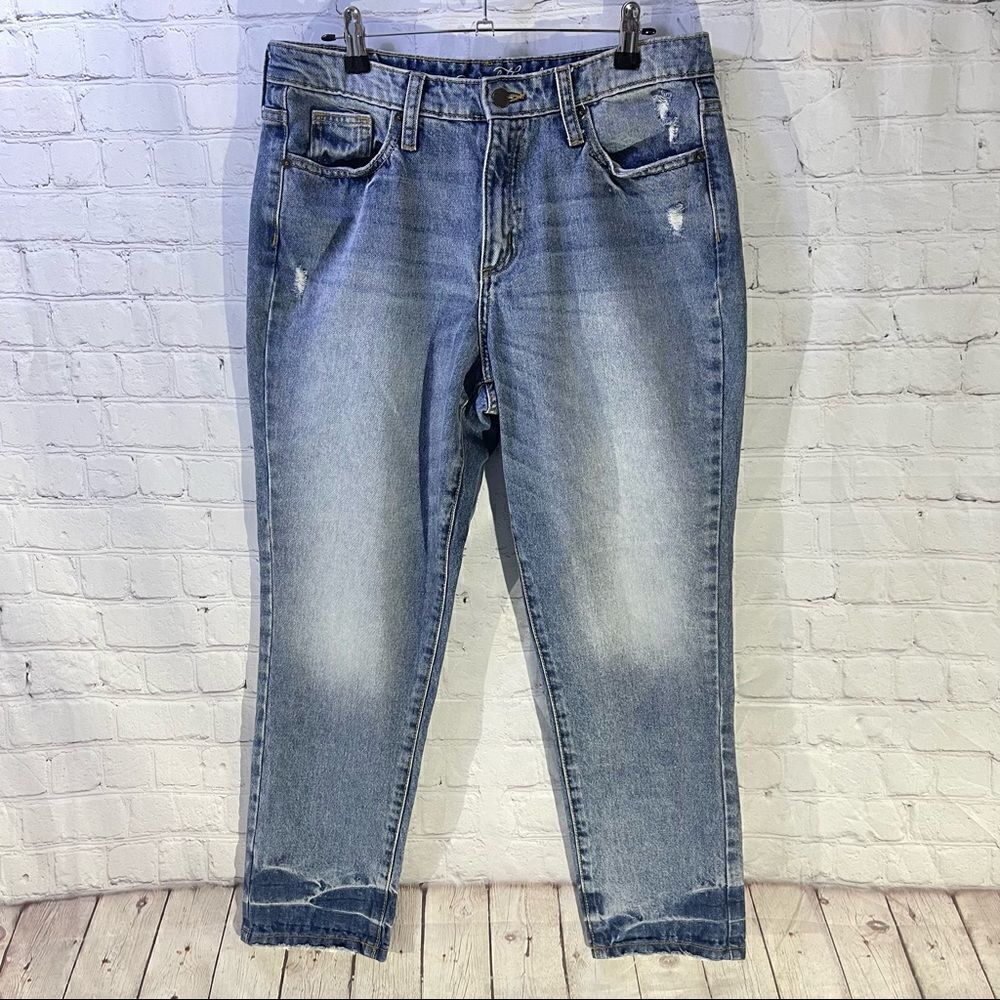 Universal thread high-rise straight jeans
